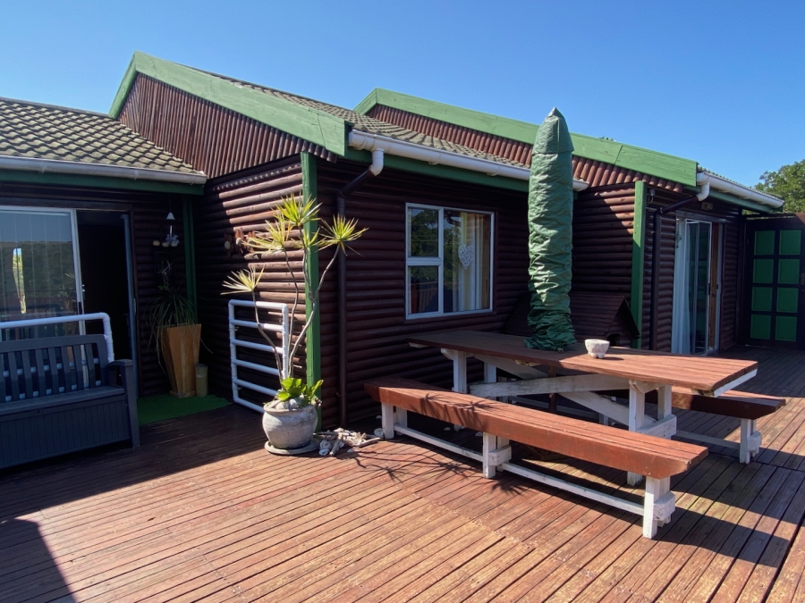 7 Bedroom Property for Sale in Cintsa East Eastern Cape